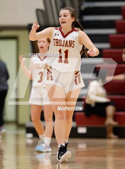 Thumbnail 2 in Sprayberry @ Lassiter photogallery.
