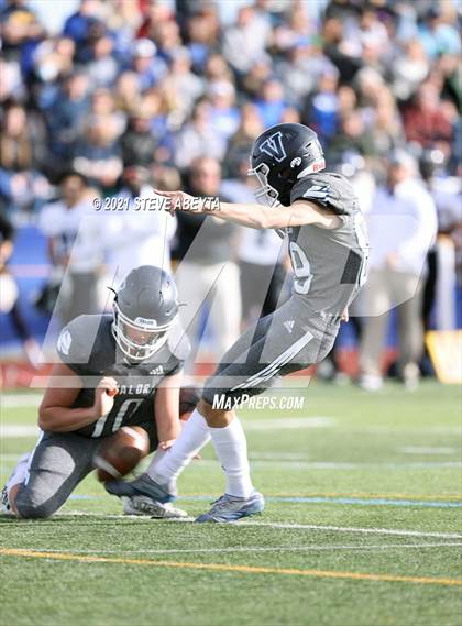 Thumbnail 1 in Grandview vs Valor Christian (CHSAA 5A Semifinal) photogallery.