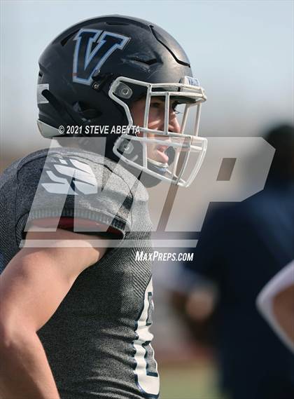 Thumbnail 2 in Grandview vs Valor Christian (CHSAA 5A Semifinal) photogallery.