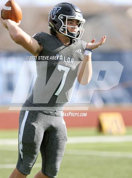 Thumbnail 3 in Grandview vs Valor Christian (CHSAA 5A Semifinal) photogallery.