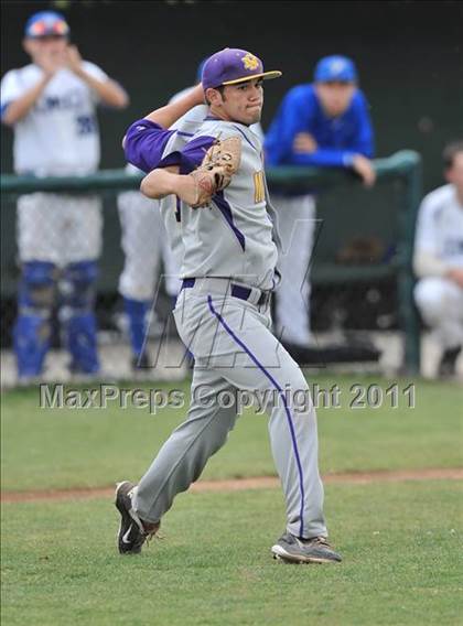 Thumbnail 1 in IMG Academies vs. Sunrise Mountain (Hard 9 National Classic) photogallery.
