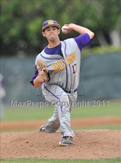 Thumbnail 2 in IMG Academies vs. Sunrise Mountain (Hard 9 National Classic) photogallery.