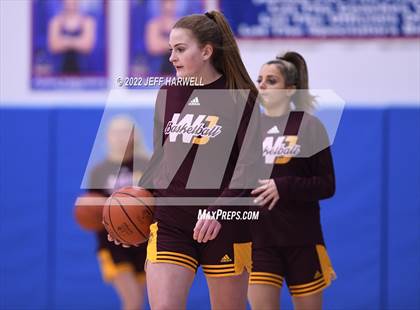 Thumbnail 2 in Hoover vs. Walsh Jesuit (OHSAA D1 District Semifinal) photogallery.