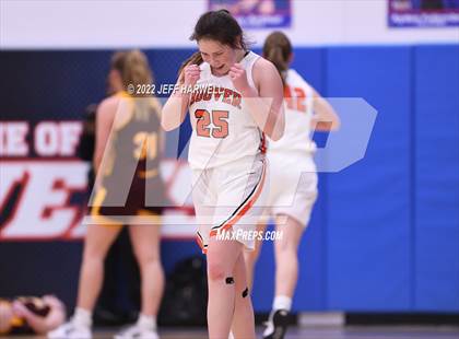 Thumbnail 1 in Hoover vs. Walsh Jesuit (OHSAA D1 District Semifinal) photogallery.
