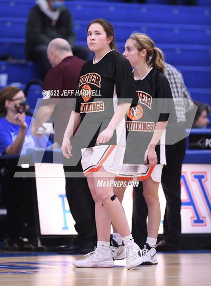 Thumbnail 1 in Hoover vs. Walsh Jesuit (OHSAA D1 District Semifinal) photogallery.