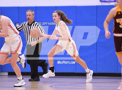 Thumbnail 3 in Hoover vs. Walsh Jesuit (OHSAA D1 District Semifinal) photogallery.