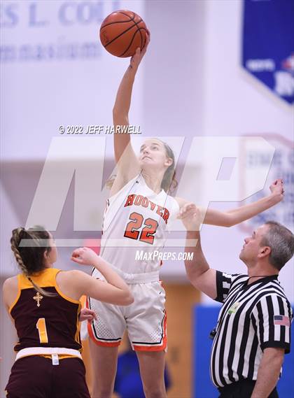 Thumbnail 1 in Hoover vs. Walsh Jesuit (OHSAA D1 District Semifinal) photogallery.