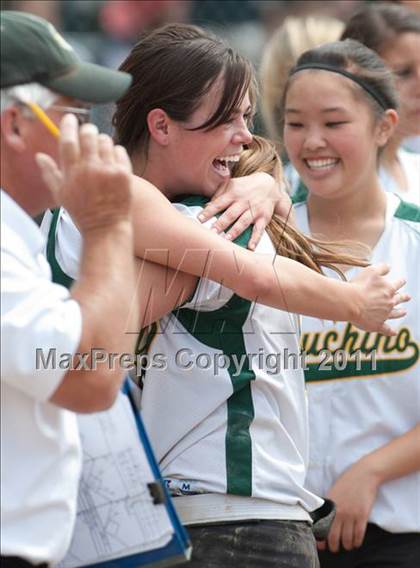 Thumbnail 2 in Capuchino vs. Santa Catalina (CIF CCS D3 Final) photogallery.