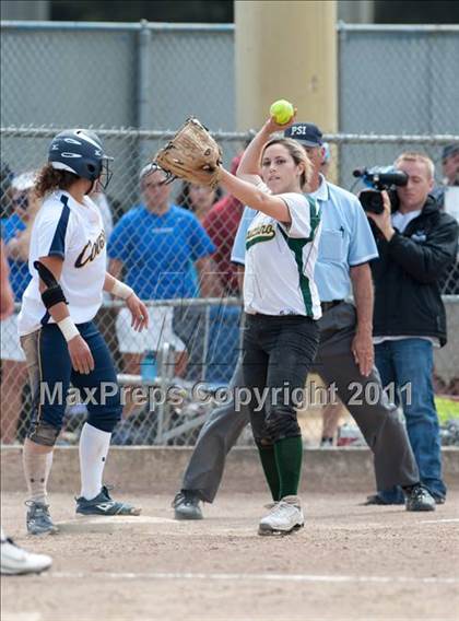 Thumbnail 1 in Capuchino vs. Santa Catalina (CIF CCS D3 Final) photogallery.