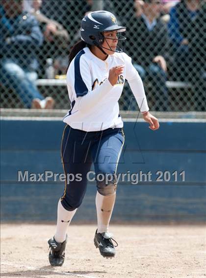Thumbnail 1 in Capuchino vs. Santa Catalina (CIF CCS D3 Final) photogallery.