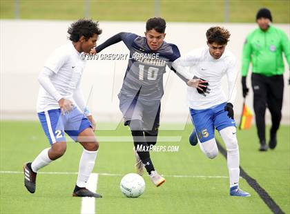 Thumbnail 3 in Stephenville vs San Elizario (UIL 4A Regionanl Final) photogallery.