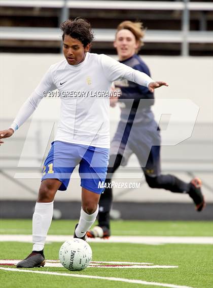 Thumbnail 2 in Stephenville vs San Elizario (UIL 4A Regionanl Final) photogallery.