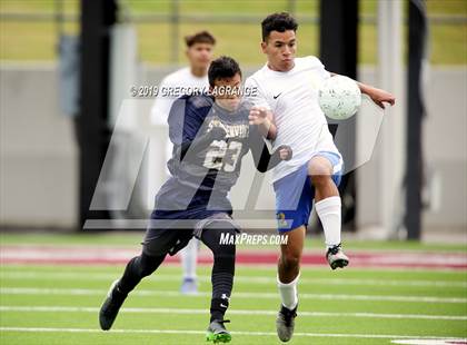 Thumbnail 1 in Stephenville vs San Elizario (UIL 4A Regionanl Final) photogallery.