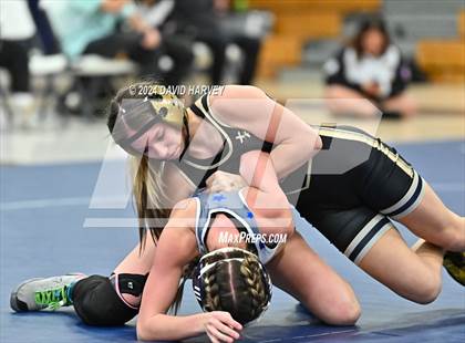 Thumbnail 3 in Prairie View vs Columbine photogallery.