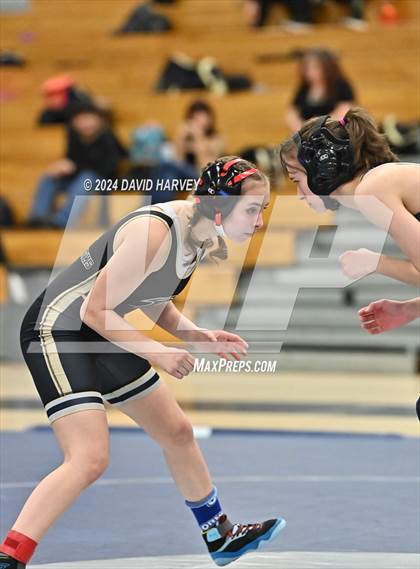 Thumbnail 2 in Prairie View vs Columbine photogallery.