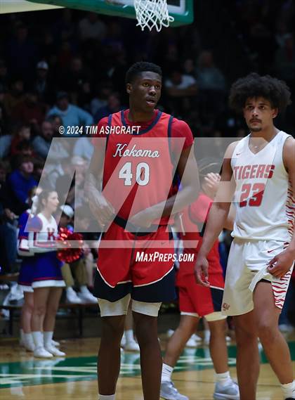 Thumbnail 1 in Kokomo vs Fishers (IHSAA 3A Region Final) photogallery.