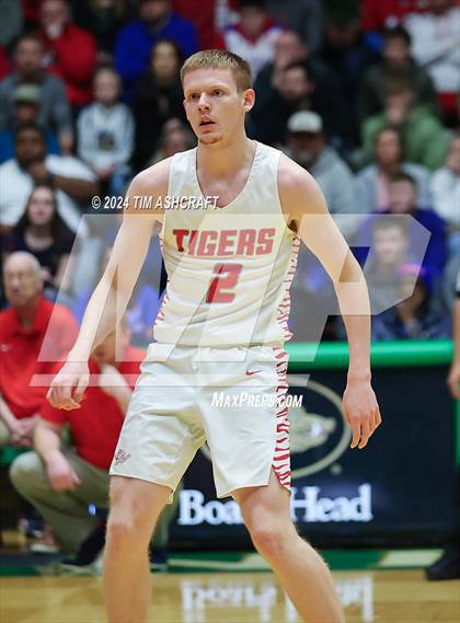 Thumbnail 3 in Kokomo vs Fishers (IHSAA 3A Region Final) photogallery.