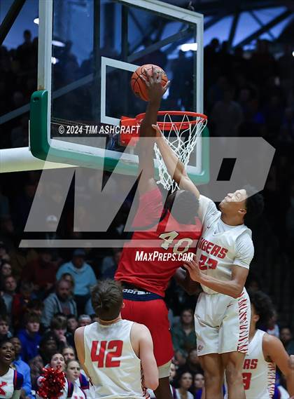 Thumbnail 2 in Kokomo vs Fishers (IHSAA 3A Region Final) photogallery.