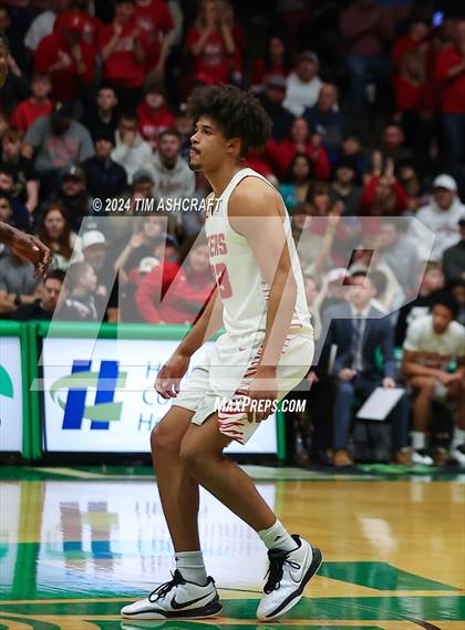 Thumbnail 2 in Kokomo vs Fishers (IHSAA 3A Region Final) photogallery.