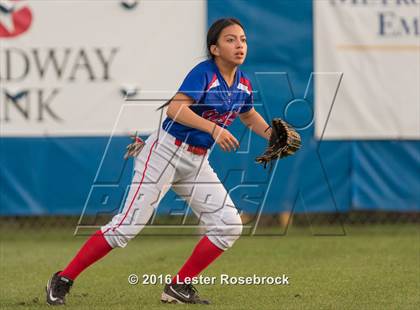 Thumbnail 3 in San Antonio Memorial @ Alamo Heights photogallery.