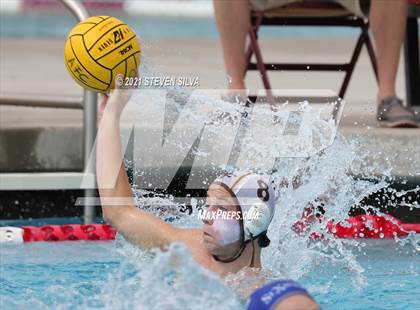 Thumbnail 3 in St. Francis vs. St. Xavier (America's Finest City Tournament) photogallery.