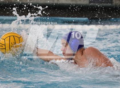Thumbnail 3 in St. Francis vs. St. Xavier (America's Finest City Tournament) photogallery.
