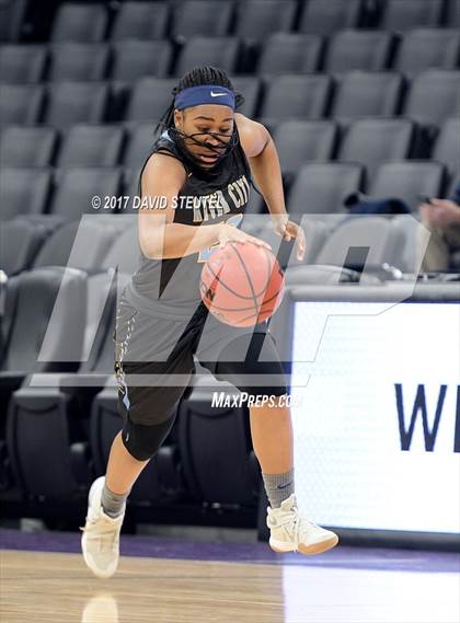 Thumbnail 2 in River City vs. Rio Linda (Golden 1 Center) photogallery.