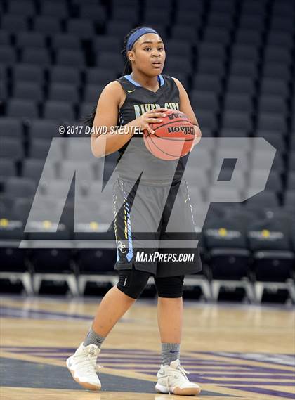 Thumbnail 3 in River City vs. Rio Linda (Golden 1 Center) photogallery.