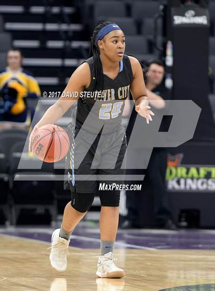 Thumbnail 3 in River City vs. Rio Linda (Golden 1 Center) photogallery.