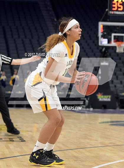 Thumbnail 3 in River City vs. Rio Linda (Golden 1 Center) photogallery.