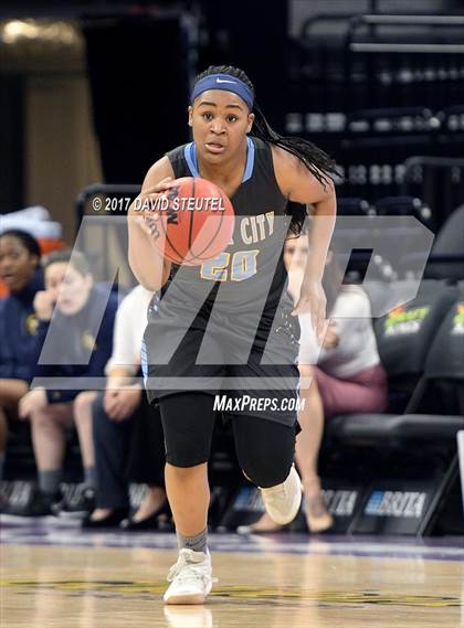 Thumbnail 3 in River City vs. Rio Linda (Golden 1 Center) photogallery.