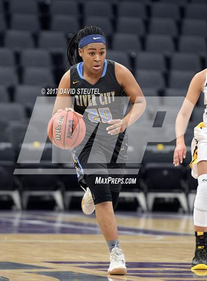 Thumbnail 3 in River City vs. Rio Linda (Golden 1 Center) photogallery.