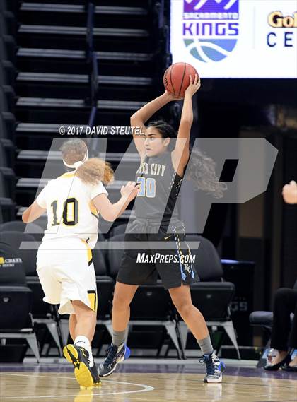Thumbnail 3 in River City vs. Rio Linda (Golden 1 Center) photogallery.