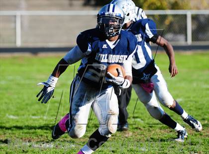 Thumbnail 2 in Guilford @ Hillhouse photogallery.