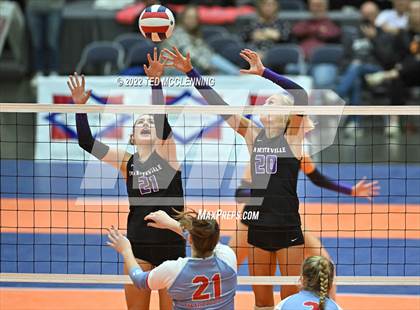 Thumbnail 1 in Fayetteville vs. Southside (AAA 6A State Final) photogallery.