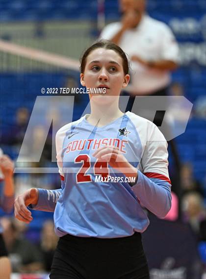 Thumbnail 1 in Fayetteville vs. Southside (AAA 6A State Final) photogallery.