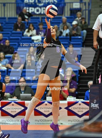 Thumbnail 2 in Fayetteville vs. Southside (AAA 6A State Final) photogallery.