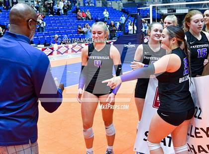 Thumbnail 3 in Fayetteville vs. Southside (AAA 6A State Final) photogallery.