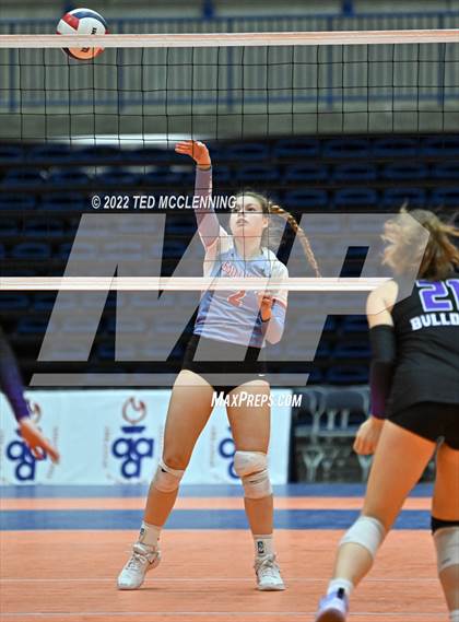 Thumbnail 3 in Fayetteville vs. Southside (AAA 6A State Final) photogallery.