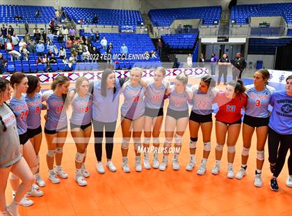 Thumbnail 2 in Fayetteville vs. Southside (AAA 6A State Final) photogallery.