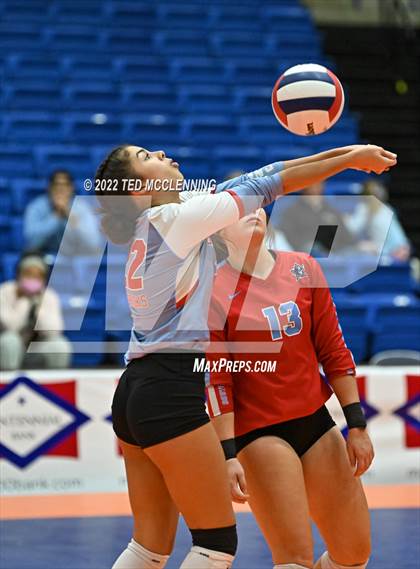 Thumbnail 1 in Fayetteville vs. Southside (AAA 6A State Final) photogallery.
