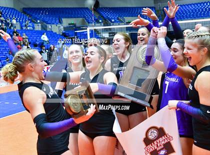Thumbnail 2 in Fayetteville vs. Southside (AAA 6A State Final) photogallery.