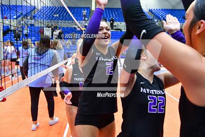 Thumbnail 2 in Fayetteville vs. Southside (AAA 6A State Final) photogallery.