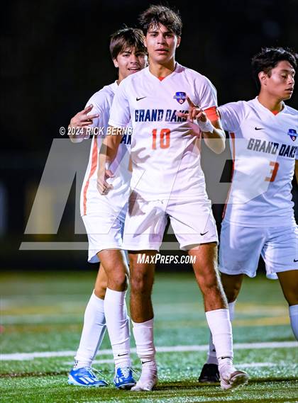 Thumbnail 1 in Oak Ridge vs Grand Oaks photogallery.
