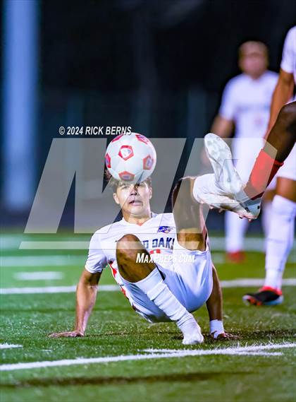 Thumbnail 3 in Oak Ridge vs Grand Oaks photogallery.