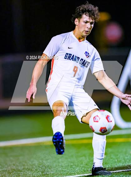 Thumbnail 3 in Oak Ridge vs Grand Oaks photogallery.