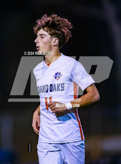 Thumbnail 1 in Oak Ridge vs Grand Oaks photogallery.