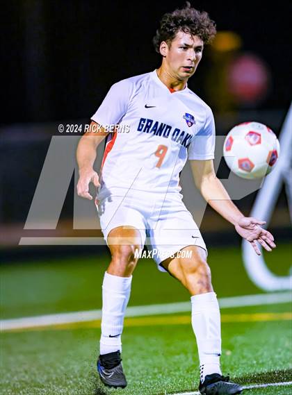 Thumbnail 2 in Oak Ridge vs Grand Oaks photogallery.