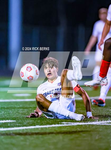 Thumbnail 1 in Oak Ridge vs Grand Oaks photogallery.