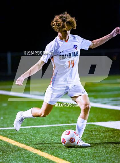 Thumbnail 3 in Oak Ridge vs Grand Oaks photogallery.
